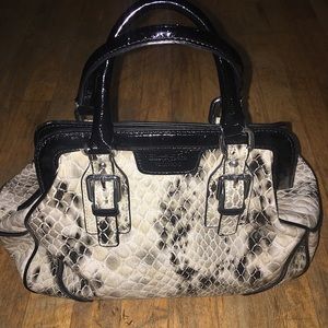 Hand Bag Snake Skin Style
